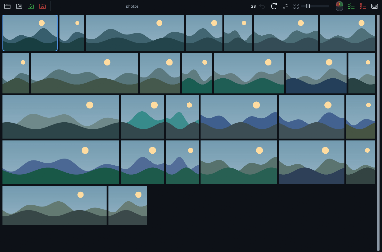 Sortypix showing a dense grid of photos ready to sort.